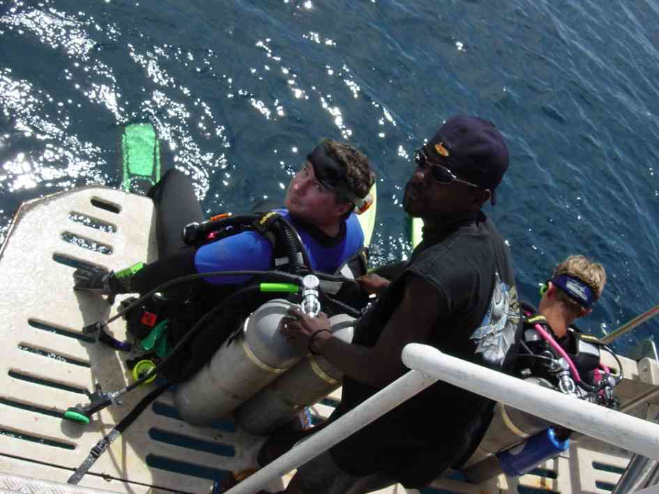Preparing to dive on the Aaron Ward. Image by J Whitehead